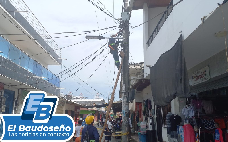 A buen ritmo avanzan los trabajos de cambio de luminarias del alumbrado público en Acandí, Capurganá y Sapzurro.