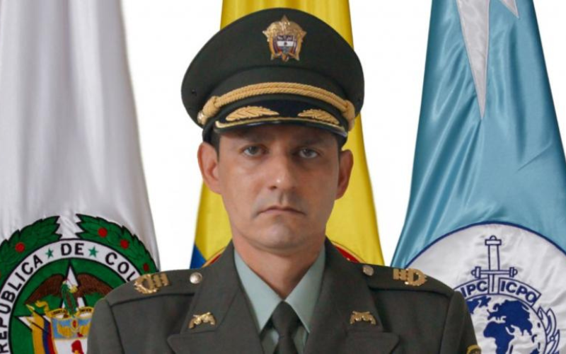 Cárcel para el coronel Clauder Antonio Cardona Cataño quien habría recibido dinero por alertar sobre los operativos contra una red delictiva dedicada a la extracción ilegal de Oro en Chocó.