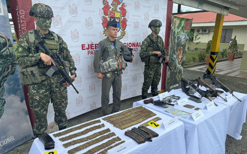 Fuerzas Militares incautaron abundante material de guerra y neutralizaron dos presuntos integrantes del Gao Clan del Golfo en Chocó.