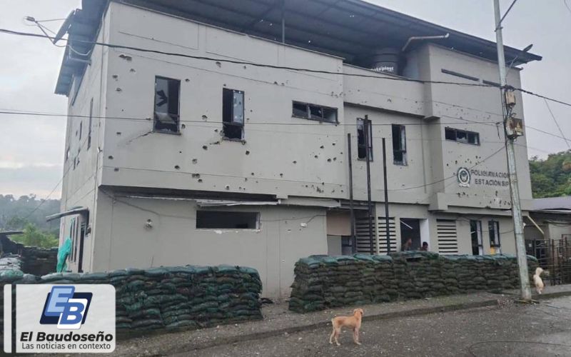 Se difunden las primeras imágenes del ataque a la estación de Policía en Sipí – Chocó, ocurrido la noche del 7 de agosto.