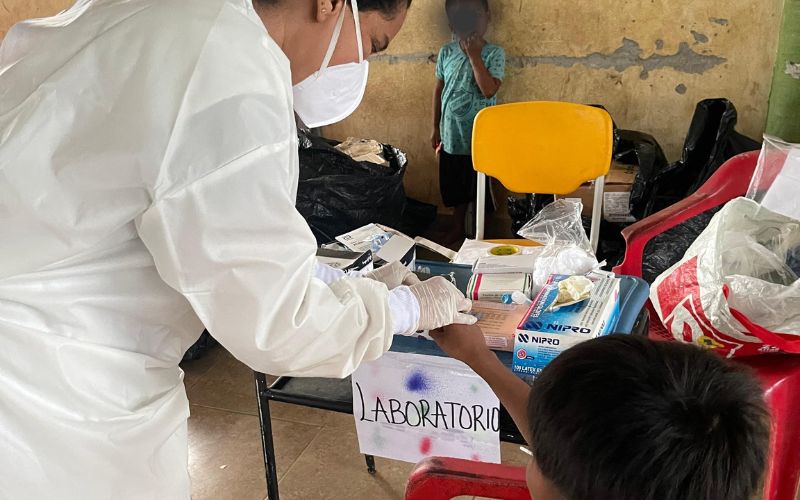 Brigada de salud en Medio Baudó atiende a más de 360 personas en comunidades indígenas.